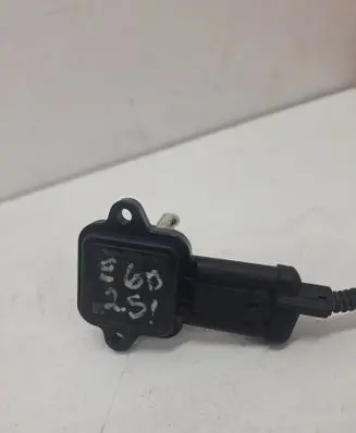 BMW 5 E60 E61 Mass air flow meter 5WK97502