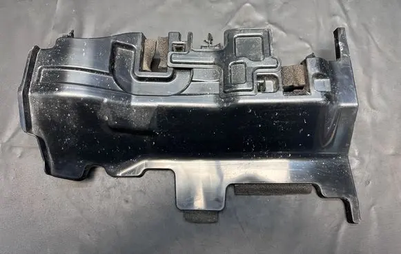Toyota Hilux VIII Intercooler air guide/duct channel 53293YP080 53298KK030