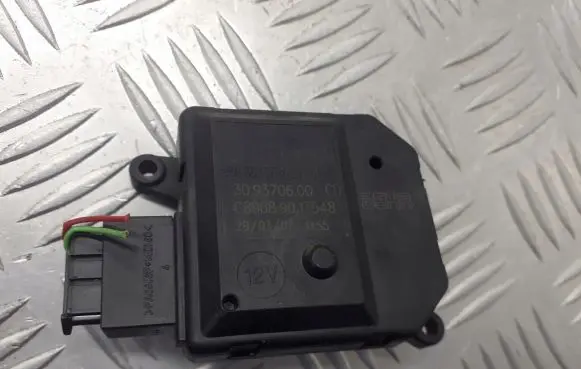 Opel Zafira B A/C air flow flap actuator/motor 309370600