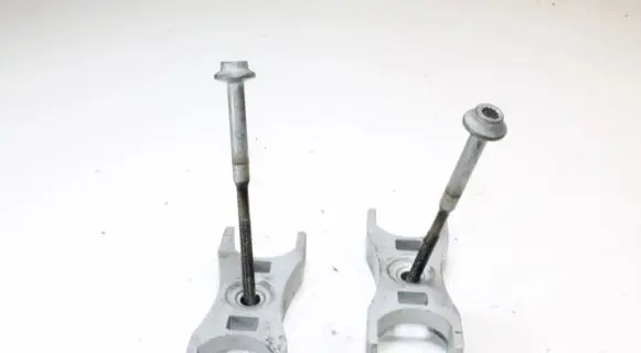 Audi A1 Fuel Injector clamp holder