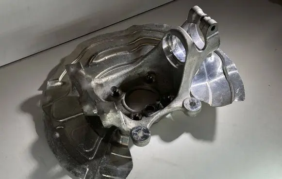 BMW M4 F82 F83 Front wheel hub 2284001 1351633