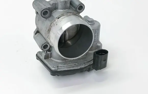 Ford Fusion II Throttle valve DS7G9F991CA