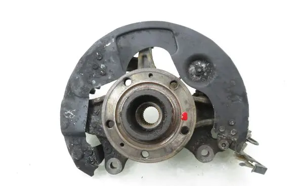Peugeot 308 Front wheel hub spindle knuckle 