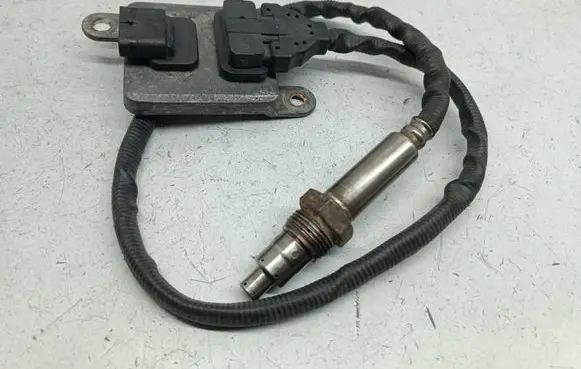 Mercedes-Benz C W205 Lambda probe sensor A0009053503 0009053503 5WK96682D