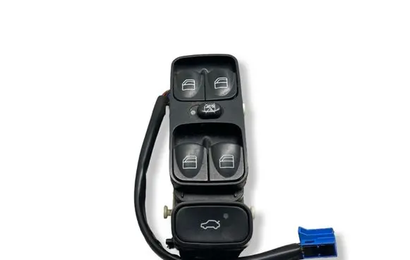 Mercedes-Benz C W203 Electric window control switch 501955 2509025Q0 A2038210679