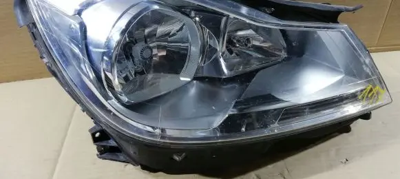 Mercedes-Benz C W204 Headlight/headlamp