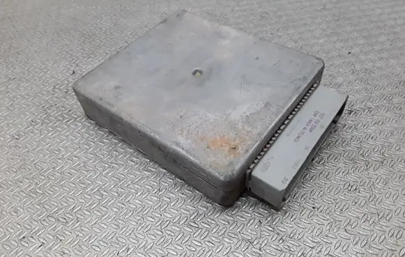 Ford Mondeo MK I Engine control unit/module E9AF14A624AA