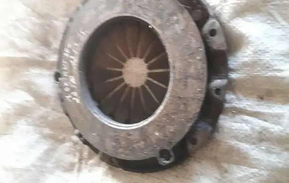Mitsubishi Galant Pressure plate 