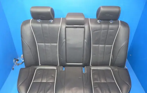 Jaguar XJ X351 Rear seat 