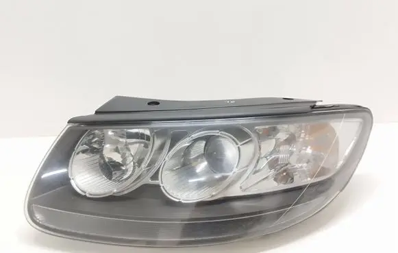 Hyundai Santa Fe Headlight/headlamp 921012BXXX
