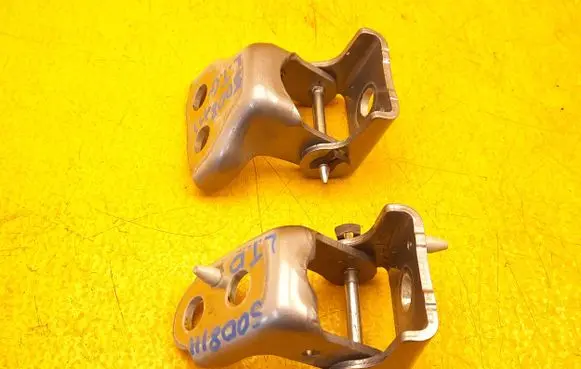 Front door upper hinge