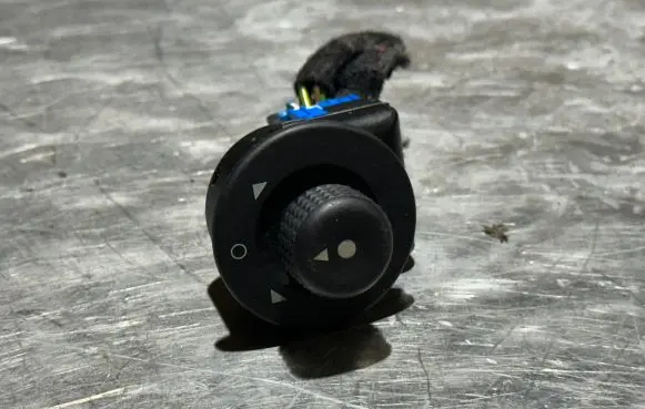 Citroen Berlingo Wing mirror switch