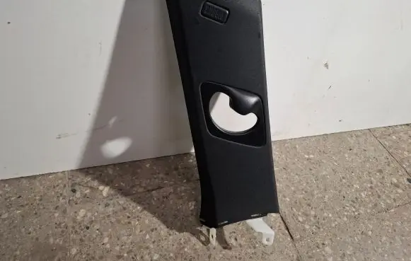 BMW X5 E70 (C) pillar trim 7129756