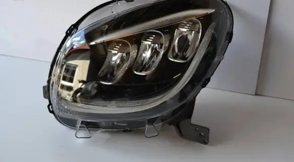 Smart ForFour II W453 Headlight/headlamp A4539069701