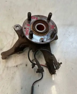 Honda Jazz Front wheel hub spindle knuckle 321