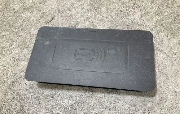 BMW iX3 Wireless charging module 191630 5A69590