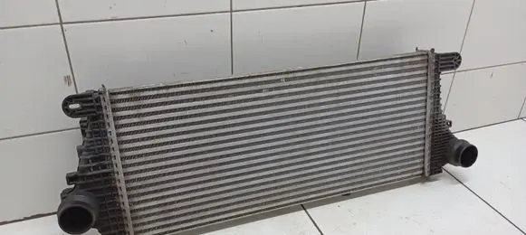 Opel Insignia B Intercooler radiator 84208076