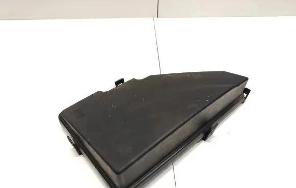 Volvo XC90 Fuse box cover 31398001