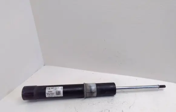 Audi A4 S4 B9 Front shock absorber/damper 8W0031T EE200501