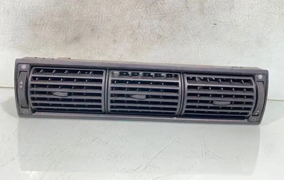 Audi A6 S6 C4 4A Dash center air vent grill 4a1820951