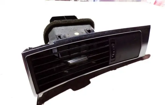 Audi A6 S6 C6 4F Dashboard side air vent grill/cover trim 4F1820901C