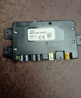 Audi A2 Aerial antenna amplifier 4D0035530E 12021400