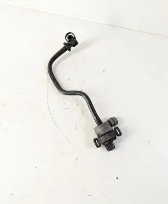 BMW 5 F10 F11 Turbo solenoid valve 7619298 7619297