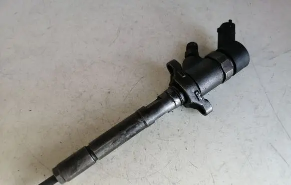 Ford Focus Fuel injector 0445110188