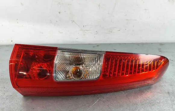 Volvo V70 Rear/tail lights 160986