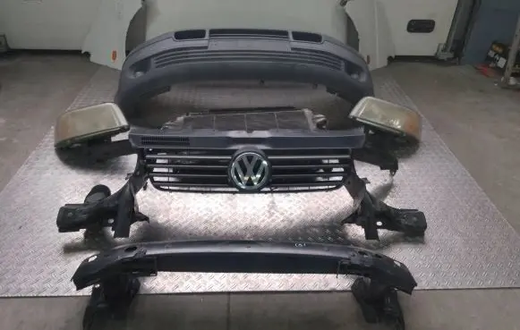 Volkswagen Multivan T5 Front piece kit 