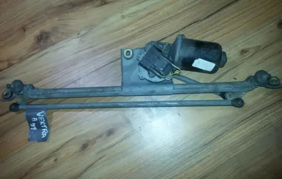 Opel Vectra B Front wiper linkage and motor