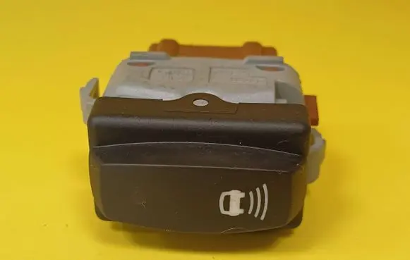 Renault Megane I Parking (PDC) sensor switch 28082