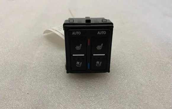 Lexus RX 450H Seat heating switch 8475248010