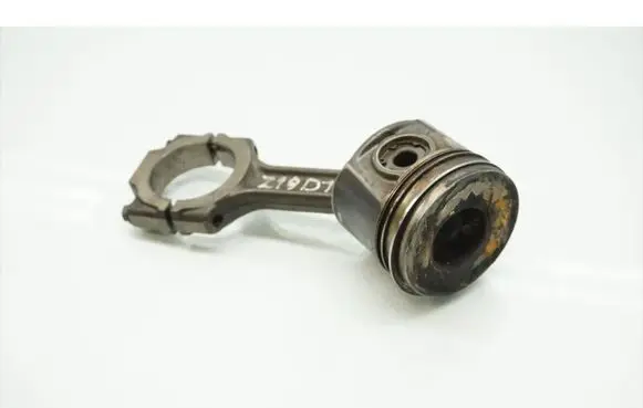 Opel Zafira B Connecting rod/conrod 