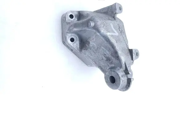 Mercedes-Benz ML W166 Engine mounting bracket A6422236304