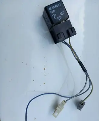 Volkswagen Golf III Other relay 191945383