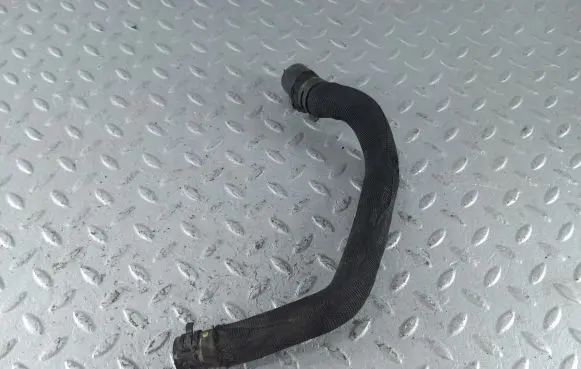 Jaguar XJ X351 Engine coolant pipe/hose AW938D059AB