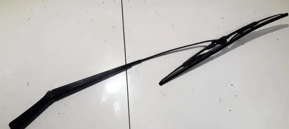 Ford Focus Front wiper blade arm
