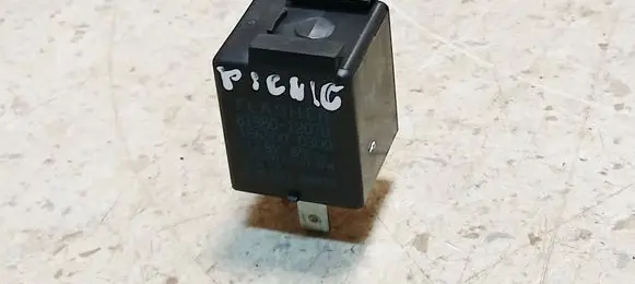 Toyota Picnic Hazard warning light relay 8198012070 1665000300 28V859