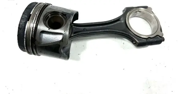 Mercedes-Benz A W169 Piston with connecting rod 8340A