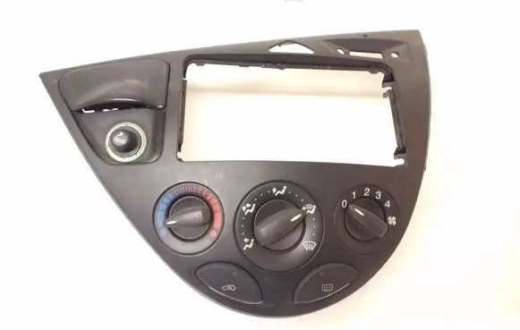 Ford Focus Climate control unit 98ABA046A04AE 98AB18C419