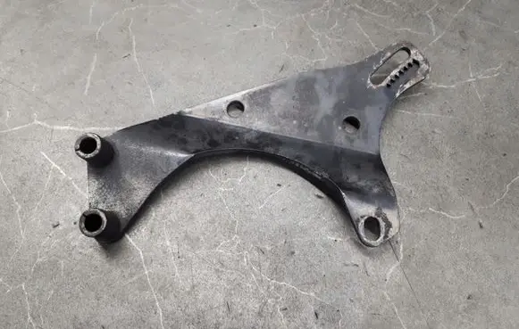 Volkswagen Caddy Other engine bay part 037145544B