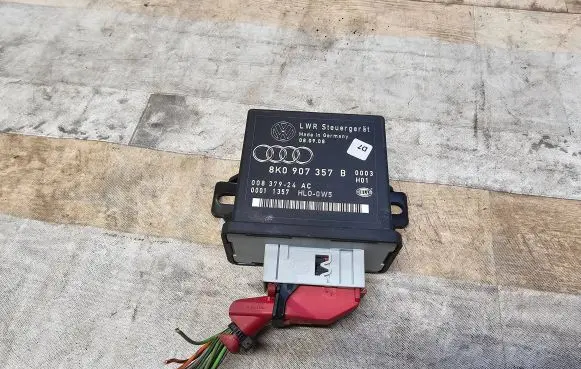 Audi A5 8T 8F Light module LCM 8K0907357B 00011357 00837924AC