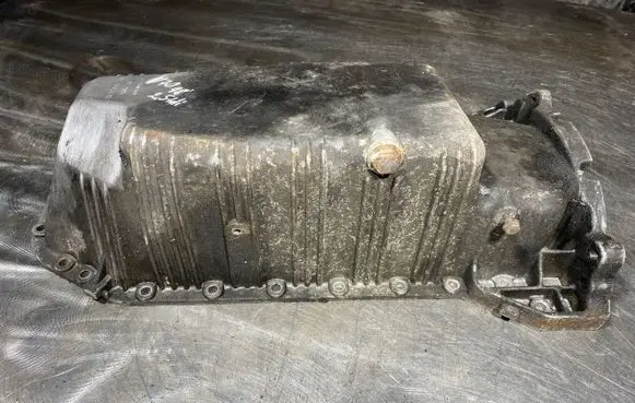 Oil sump