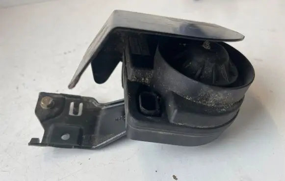 BMW 3 E46 Alarm system siren 8385998