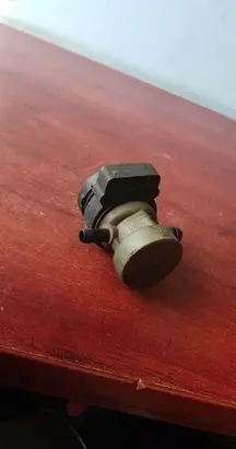 Mercedes-Benz E W210 Turbo solenoid valve 0004701993