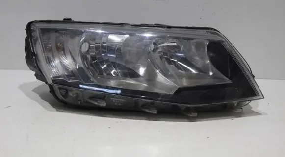 Skoda Octavia Mk3 (5E) Headlight/headlamp 5E1941016 030127220200