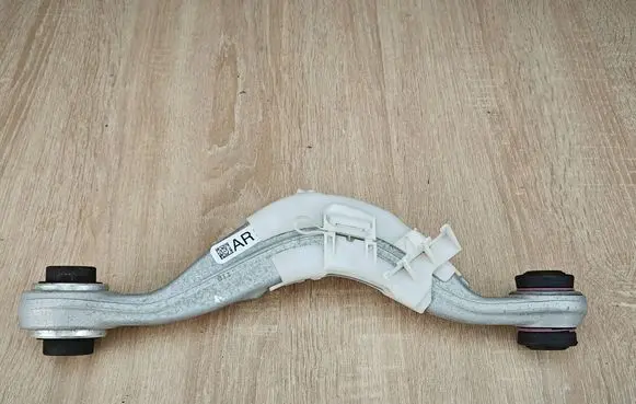 BMW 8 G16 Rear control arm 6883340