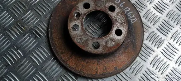 Volkswagen Golf IV Rear brake disc