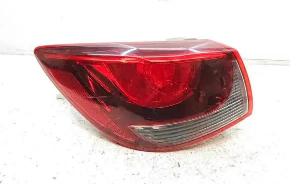 Mazda 2 Rear/tail lights D09K51160 22018368 02R1S1
